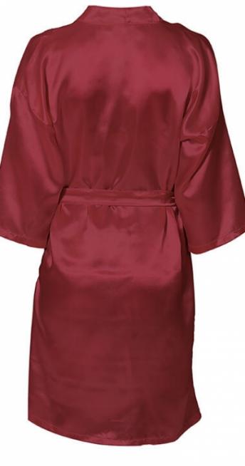 Шелковый женский халат с именной вышивкой